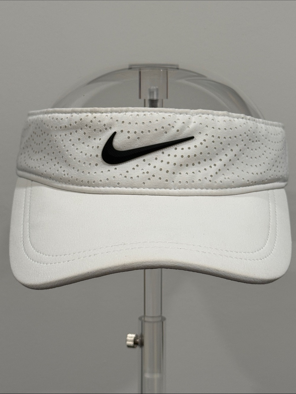 Nike Women's AeroBill Dri-FIT Golf/Tennis Visor White/Anthracite/Black OS